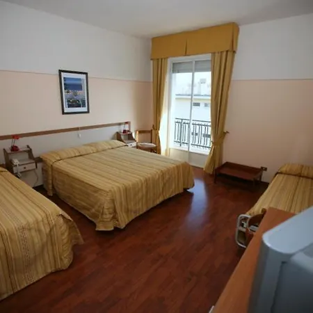 Tirreno Hotel