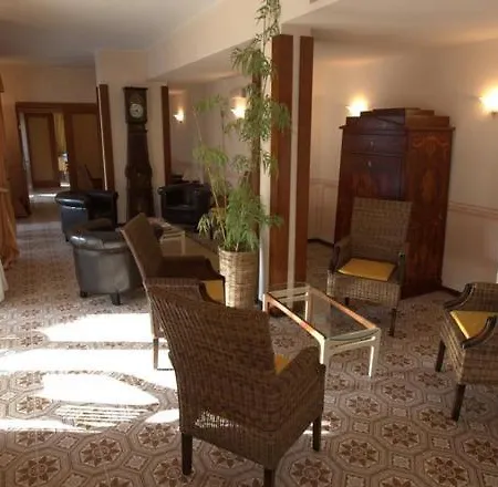 Tirreno Szálloda Cavi di Lavagna