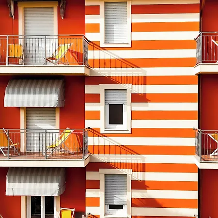 Tirreno Отель
