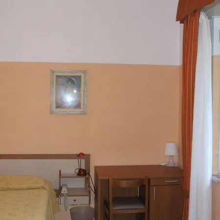 Tirreno Hotel 3*