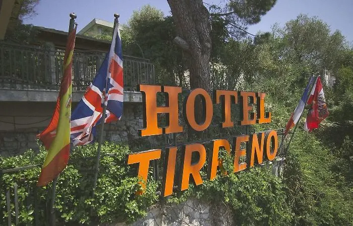 Отель Tirreno