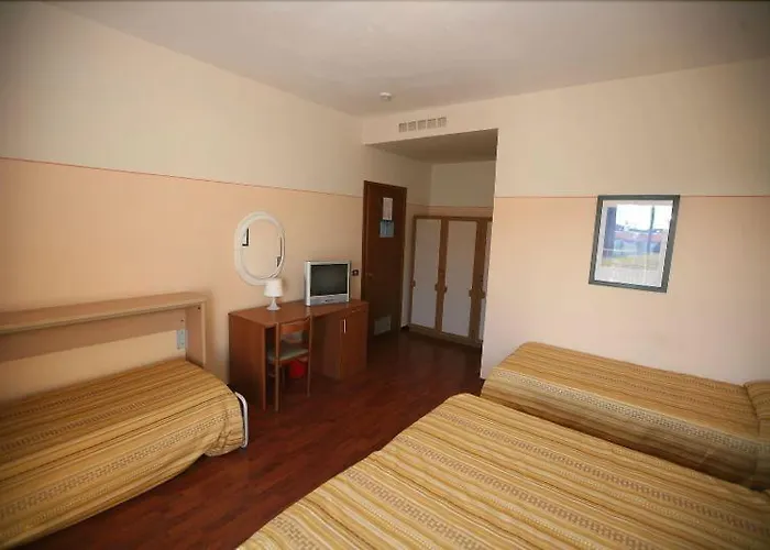 Tirreno Otel 3*
