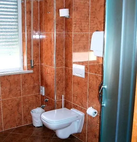 Tirreno Отель