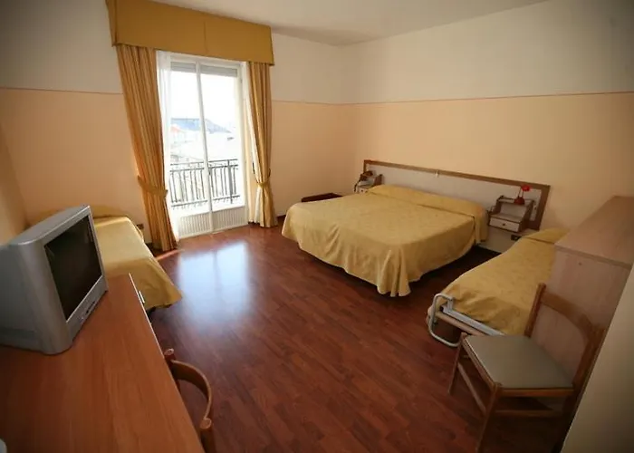 Отель Tirreno