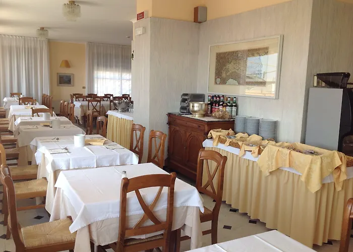 Отель Tirreno