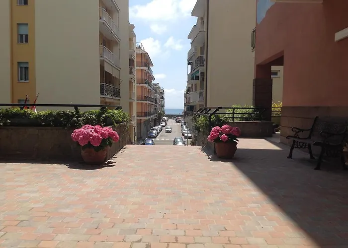 Отель Tirreno