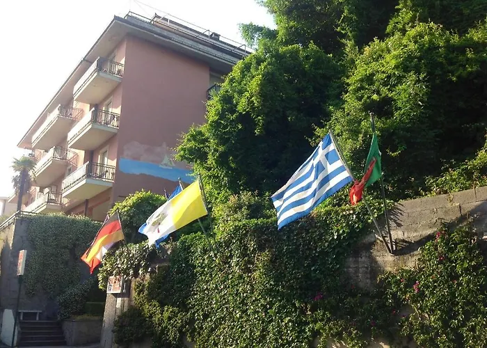 Tirreno 3* Кави-ди-Лаванья